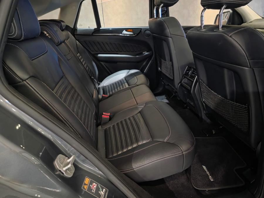 GLE400 COUPE - Image 4